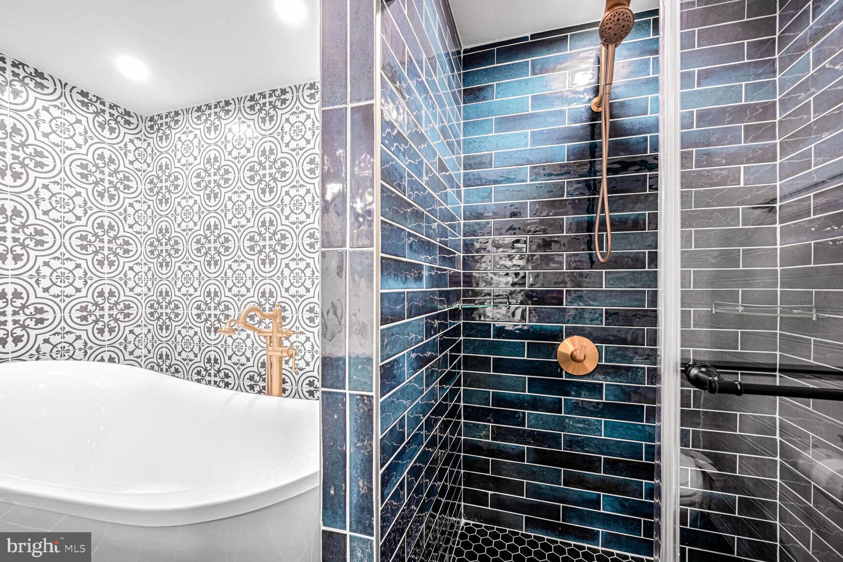 SOUTH FOUR CORNERS - Residential