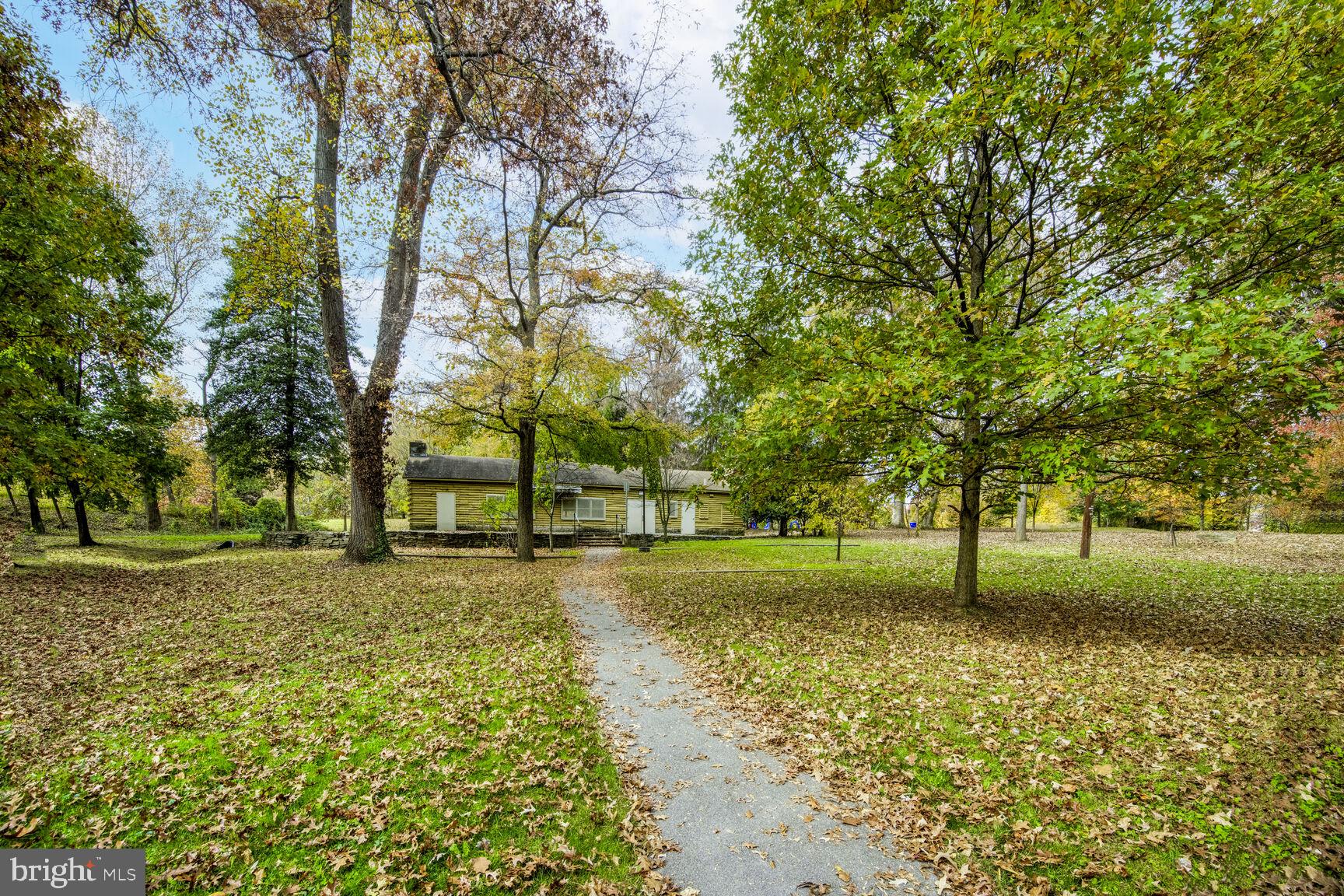 SOUTH FOUR CORNERS - Residential