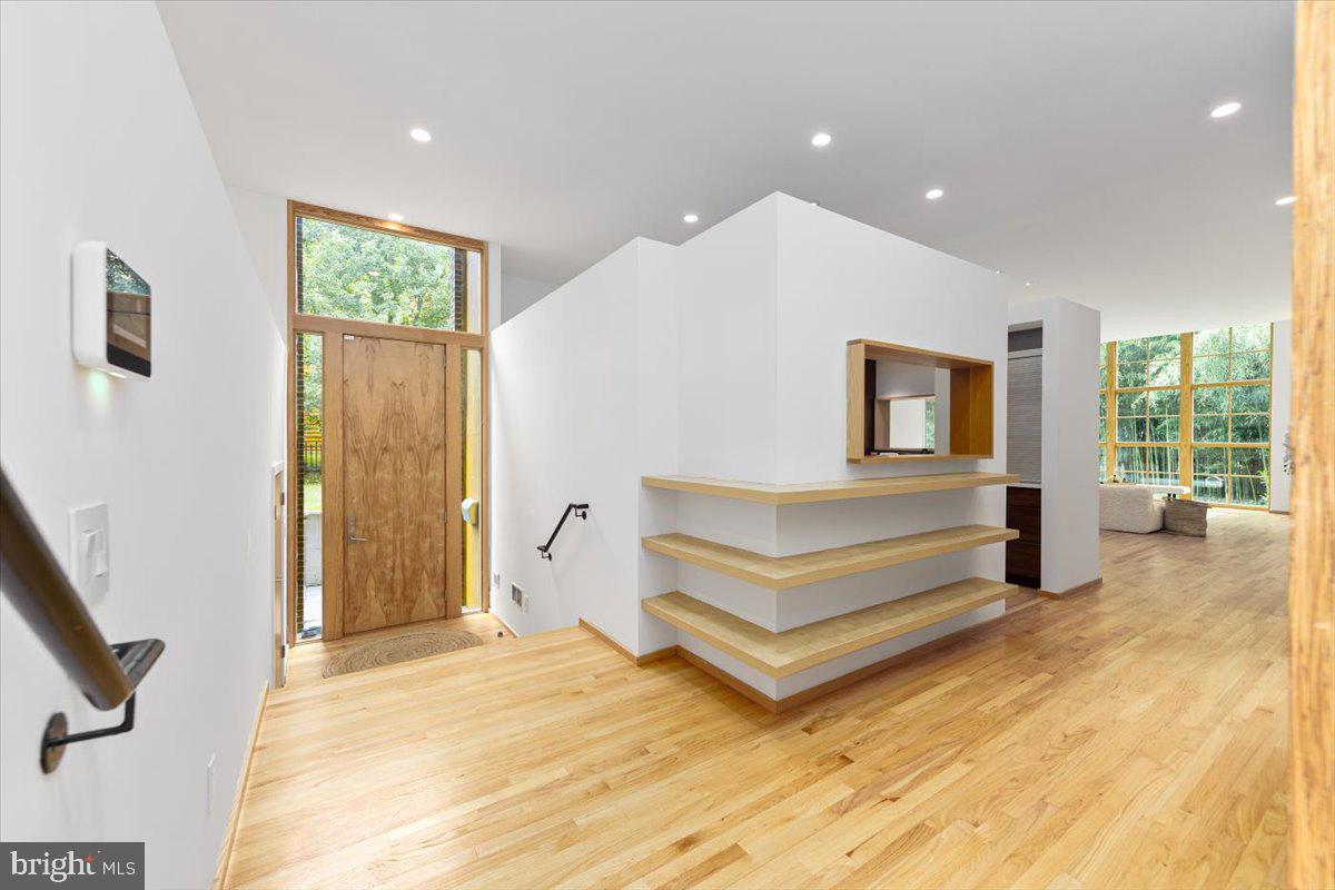 POPLAR HEIGHTS - Residential