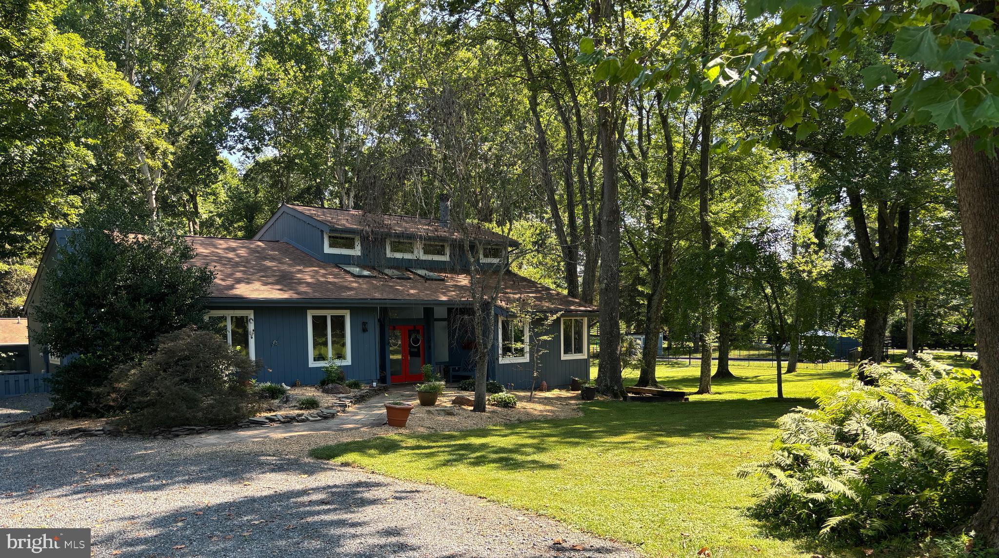 39434 SNICKERSVILLE TURNPIKE