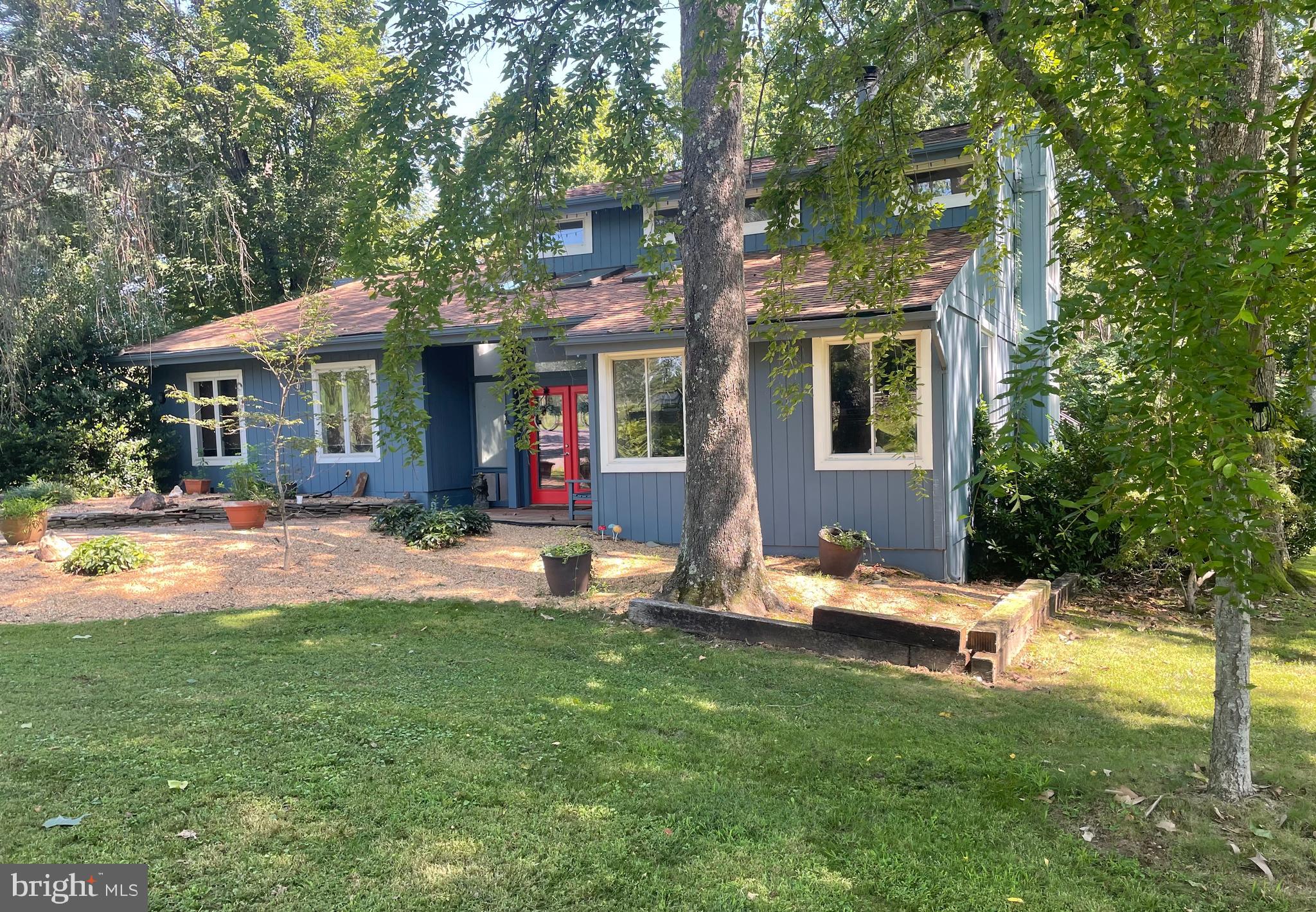 39434 SNICKERSVILLE TURNPIKE