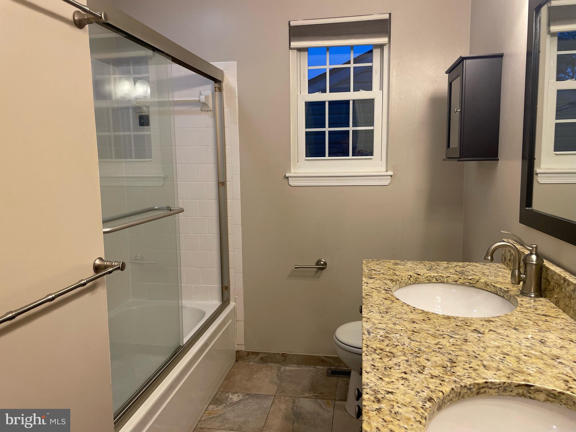 CROFTON VILLAGE - Residential Lease