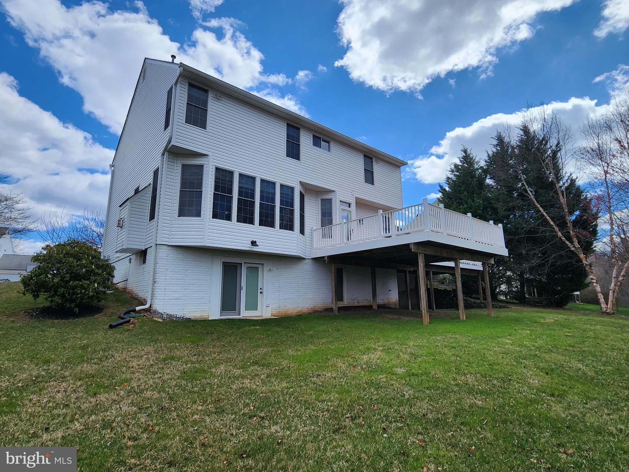 769 SUSSEX COURT