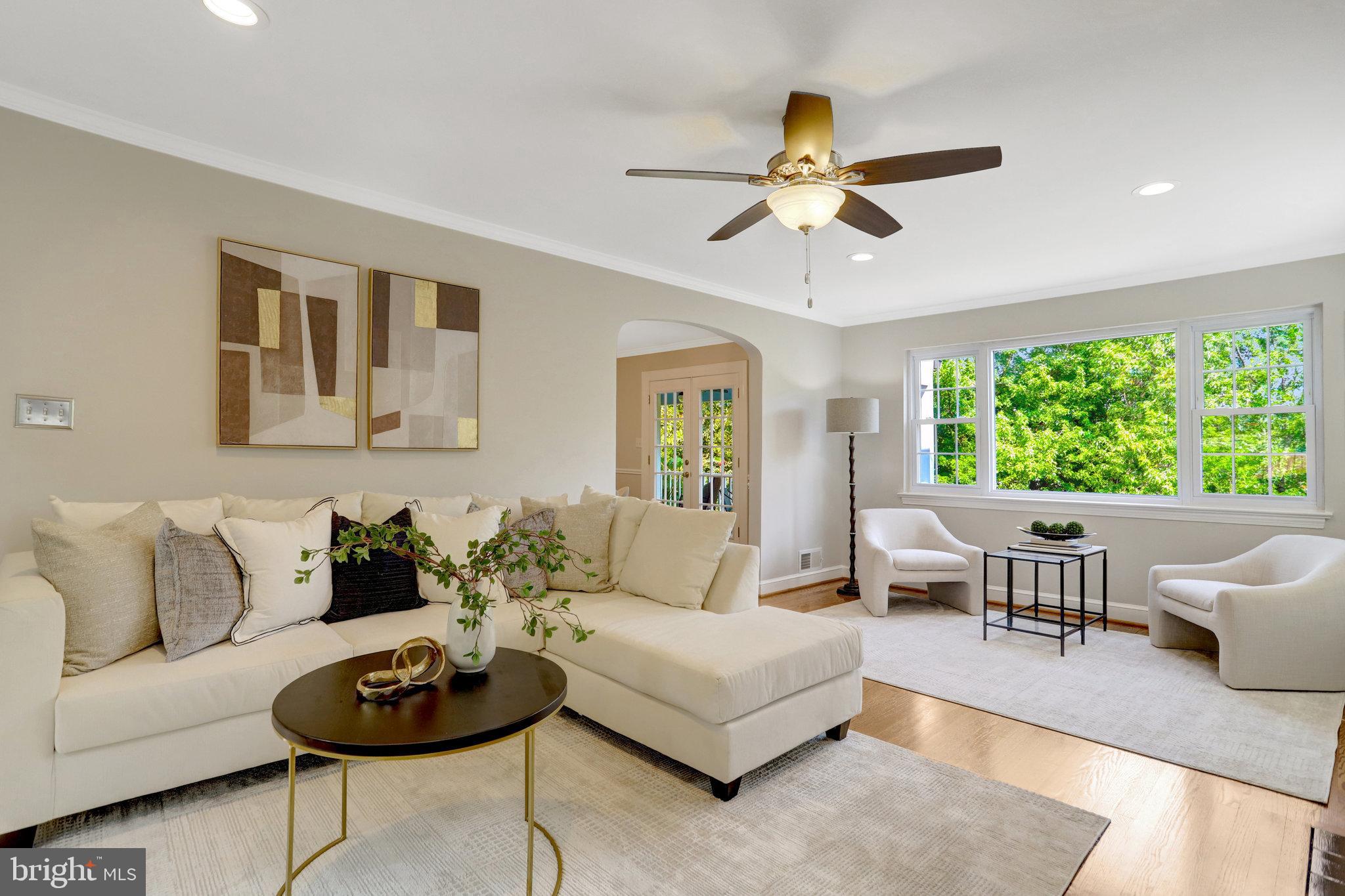 BEVERLY HILLS - Residential