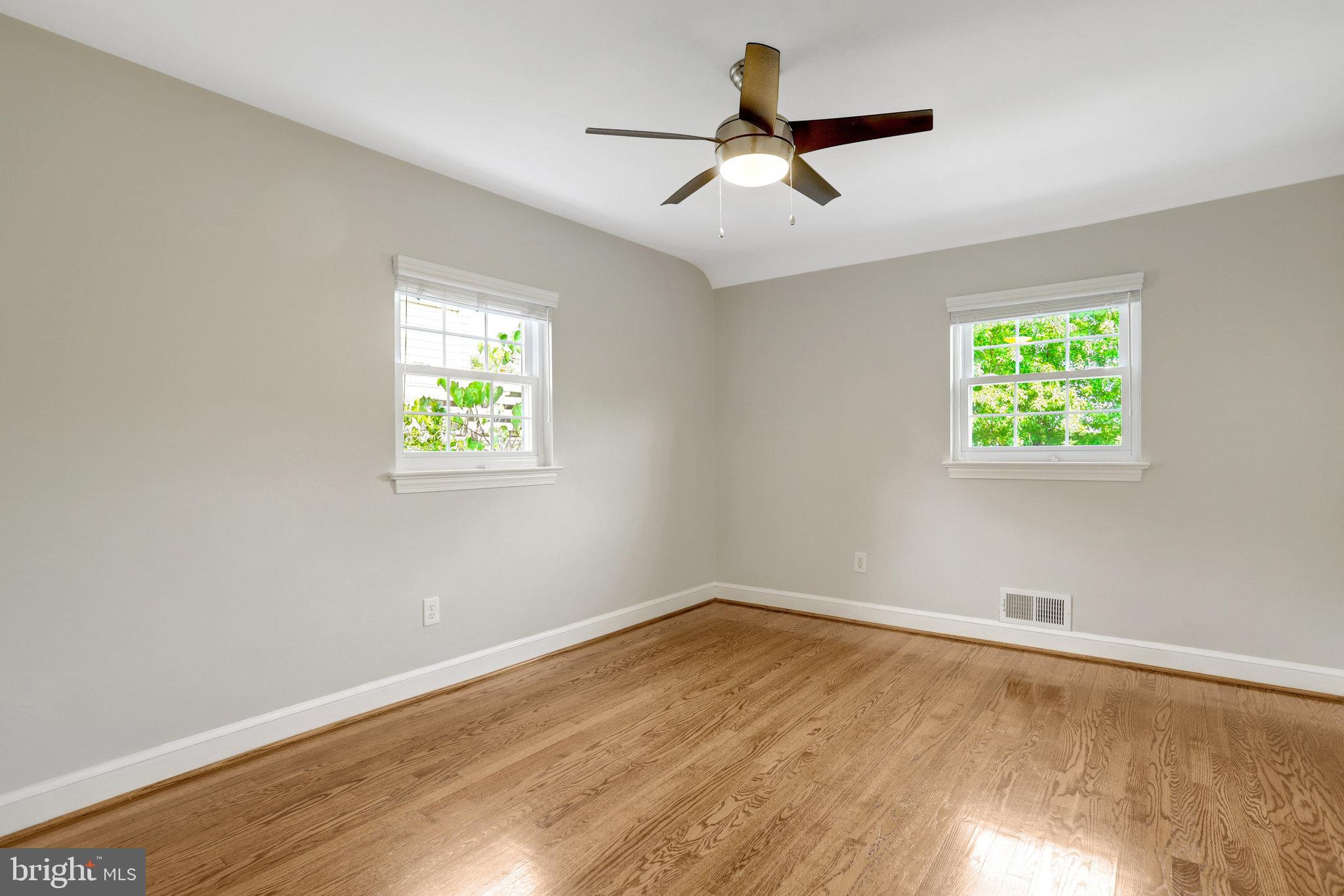 BEVERLY HILLS - Residential