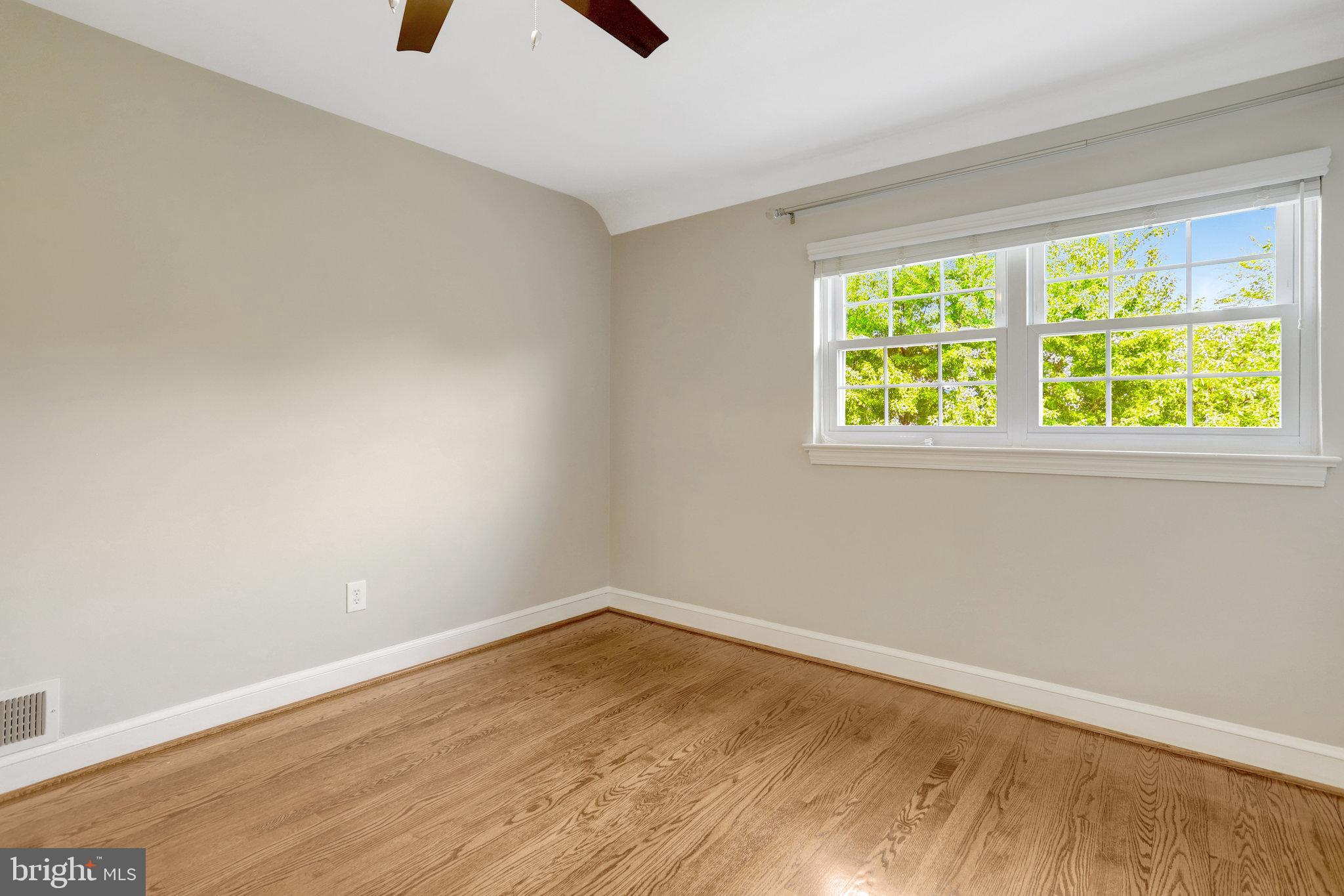 BEVERLY HILLS - Residential