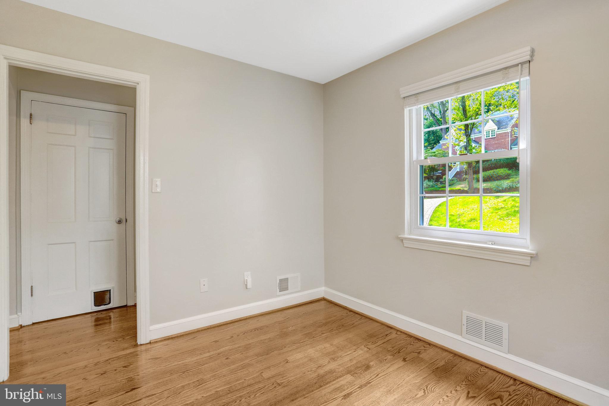 BEVERLY HILLS - Residential