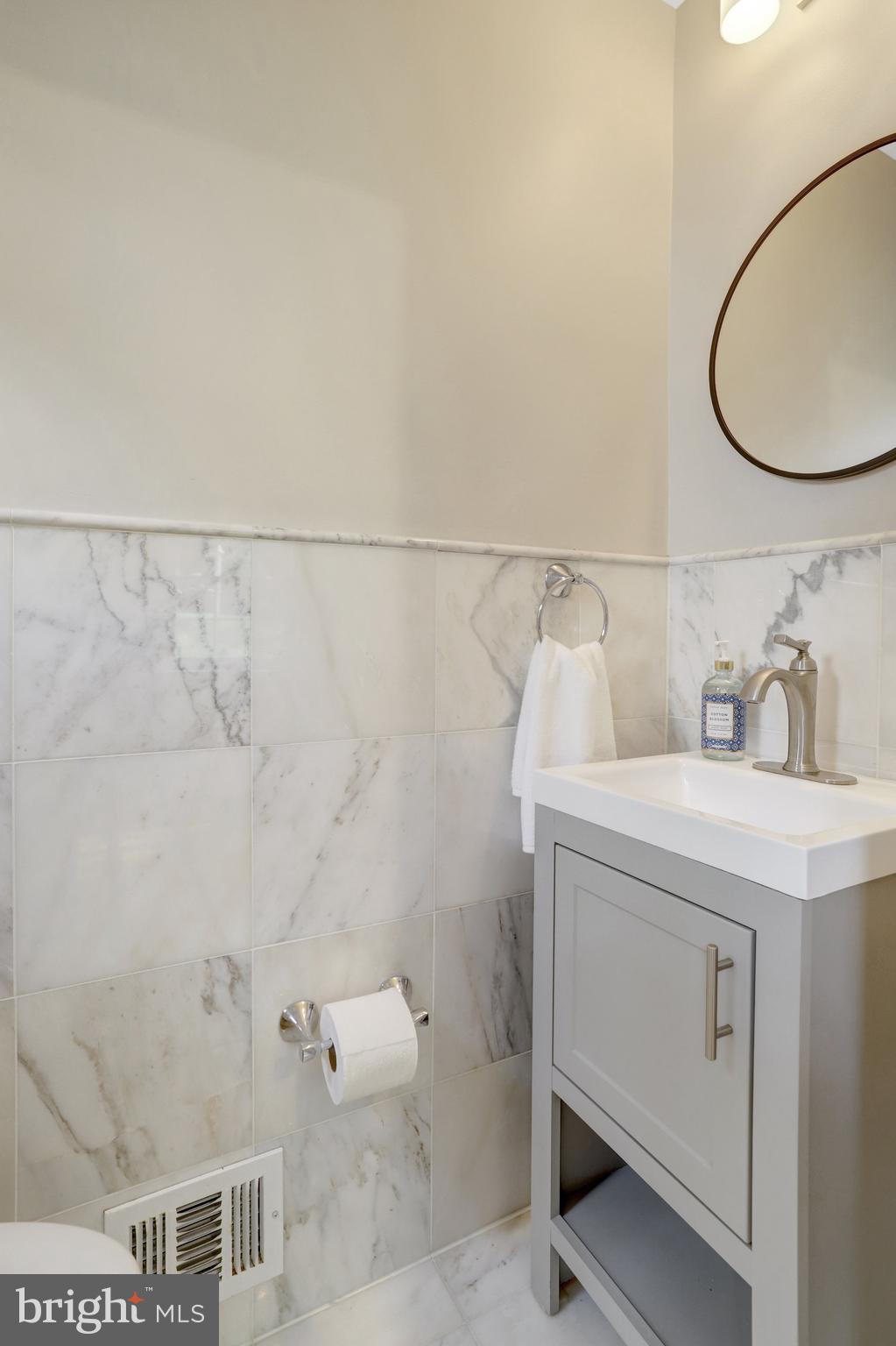 BEVERLY HILLS - Residential