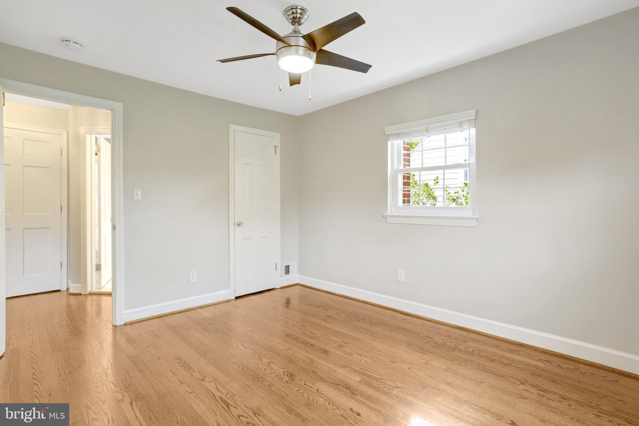 BEVERLY HILLS - Residential