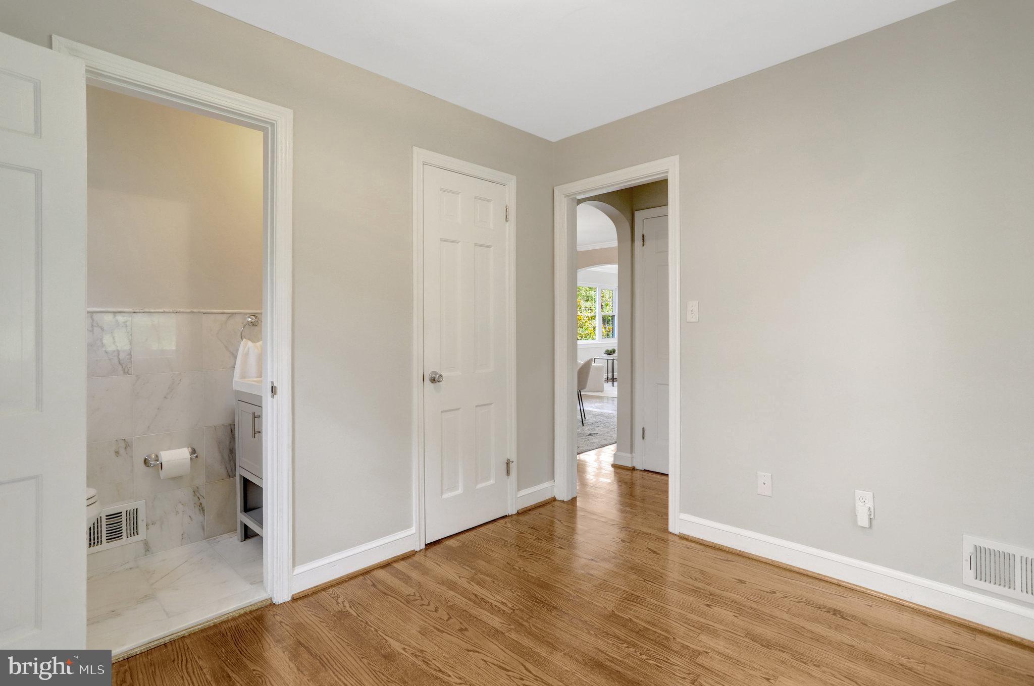 BEVERLY HILLS - Residential