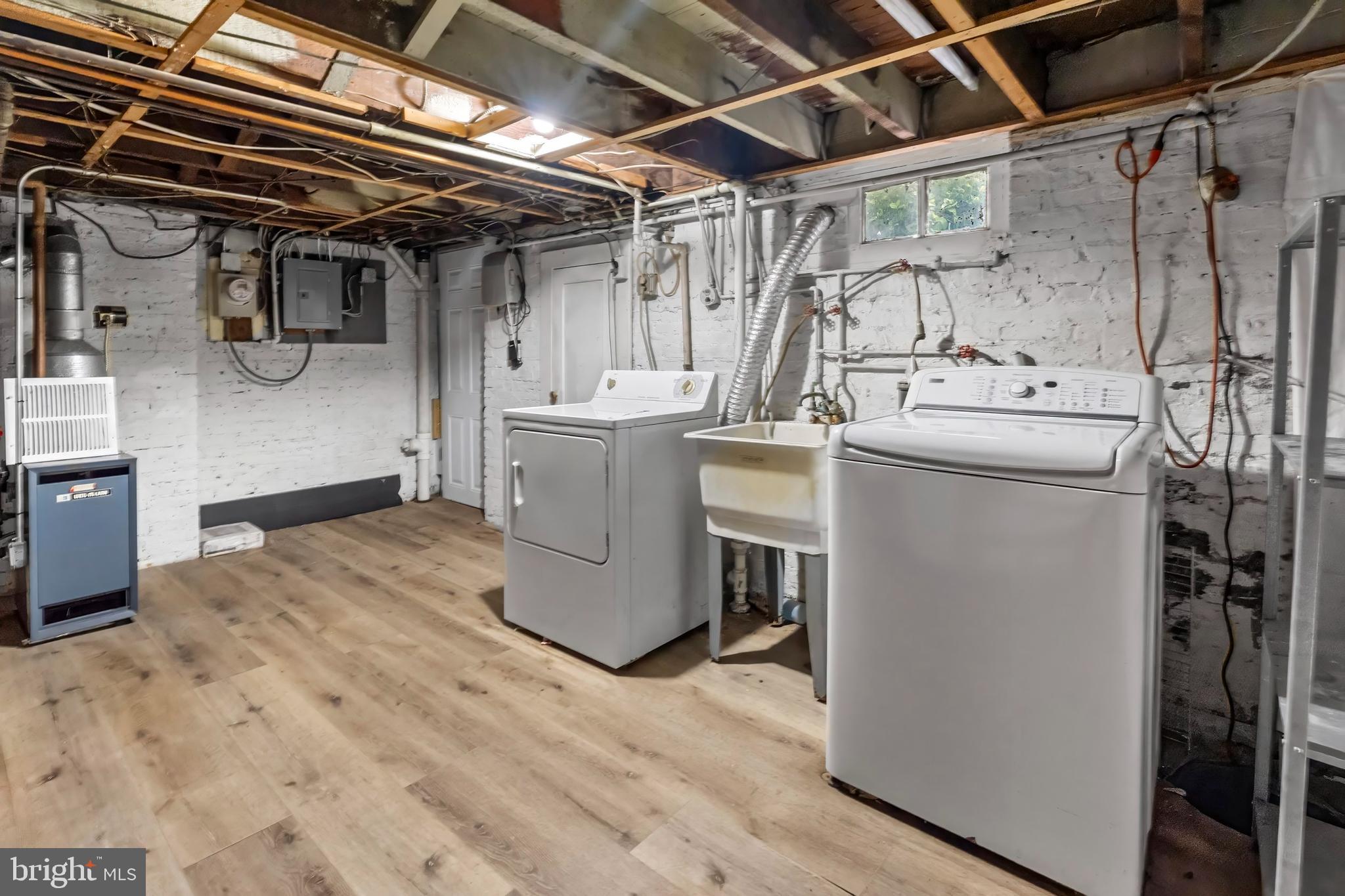 OLD DUNDALK - Residential