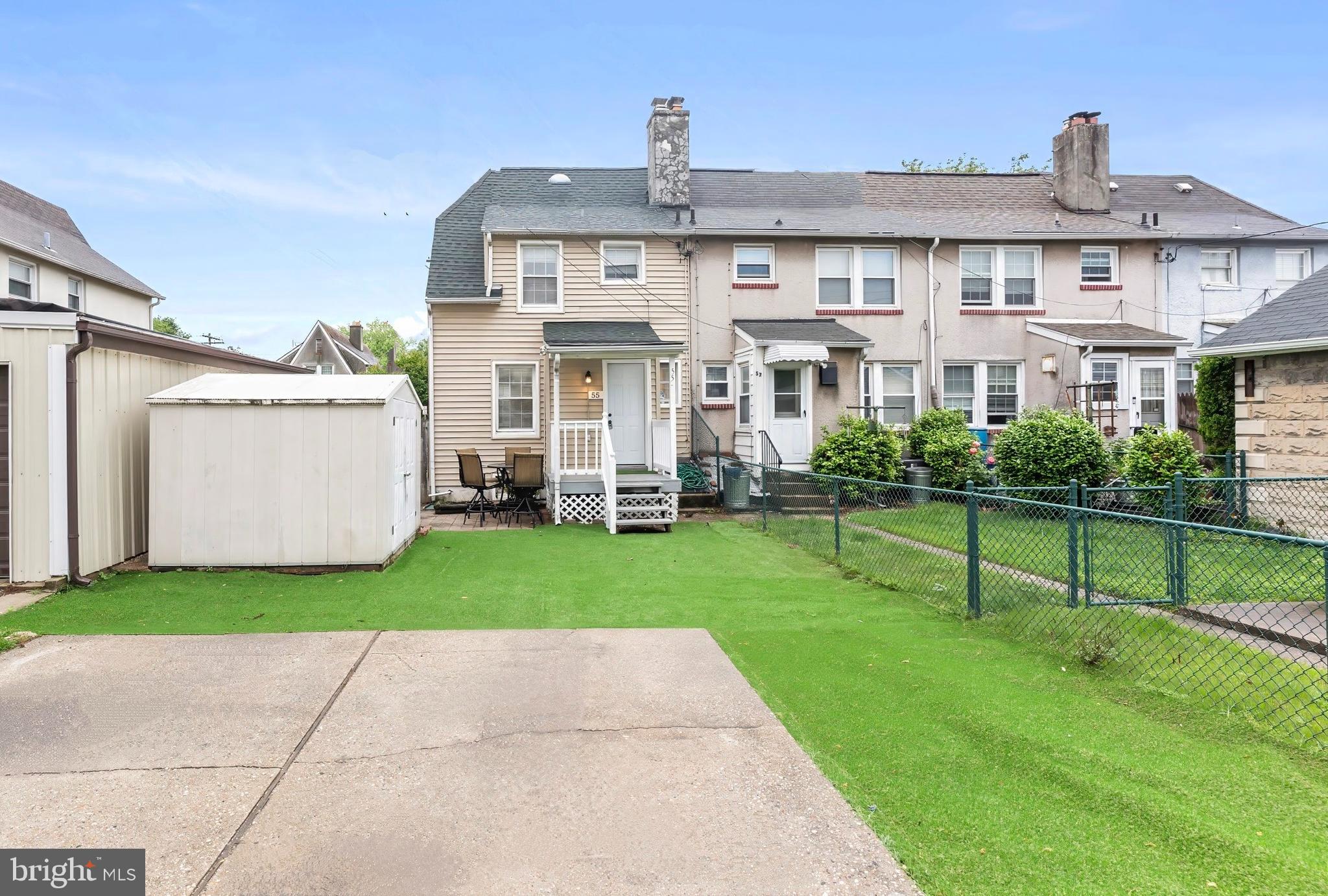 OLD DUNDALK - Residential