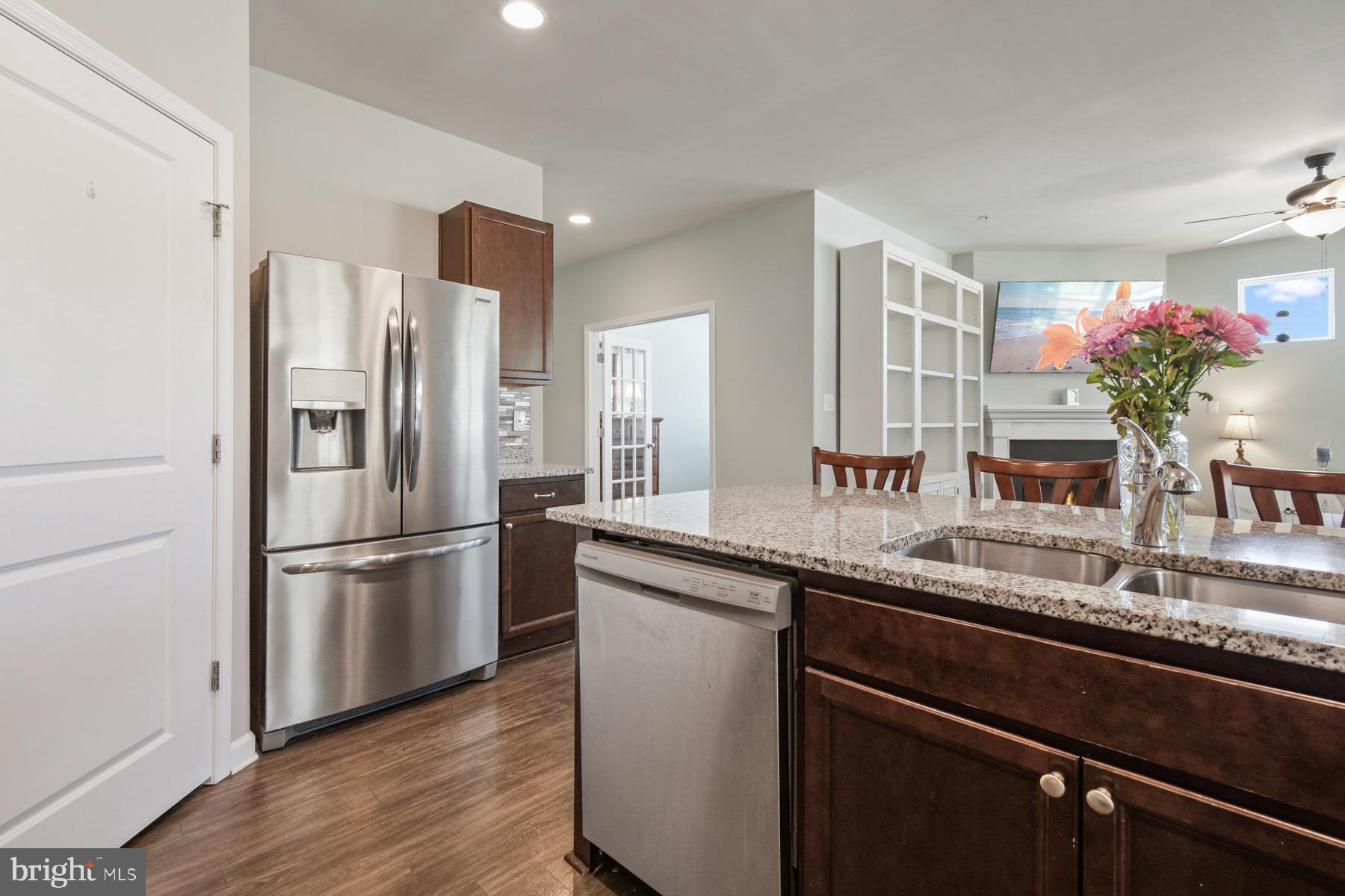 415 TWIN CREEKS DRIVE