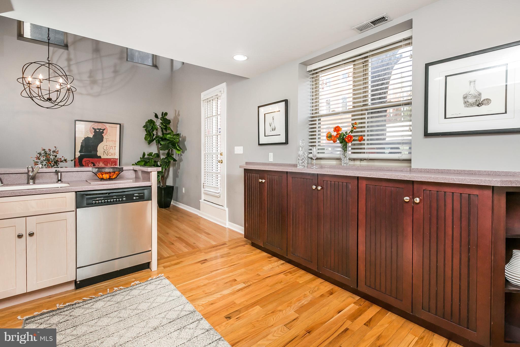 BUTCHER'S HILL - Residential