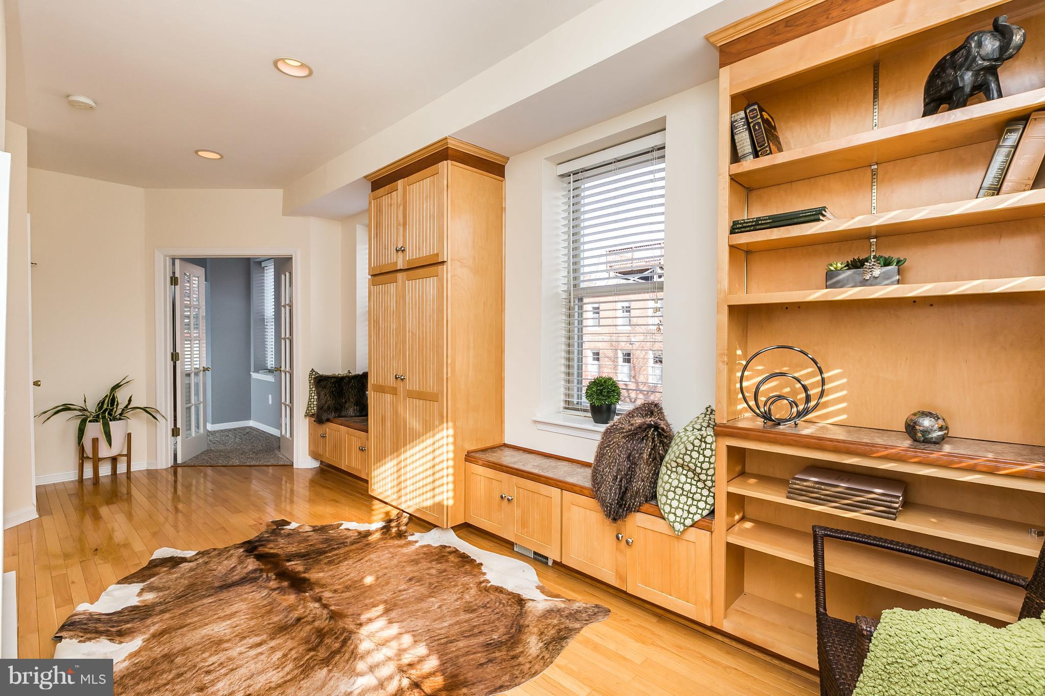 BUTCHER'S HILL - Residential