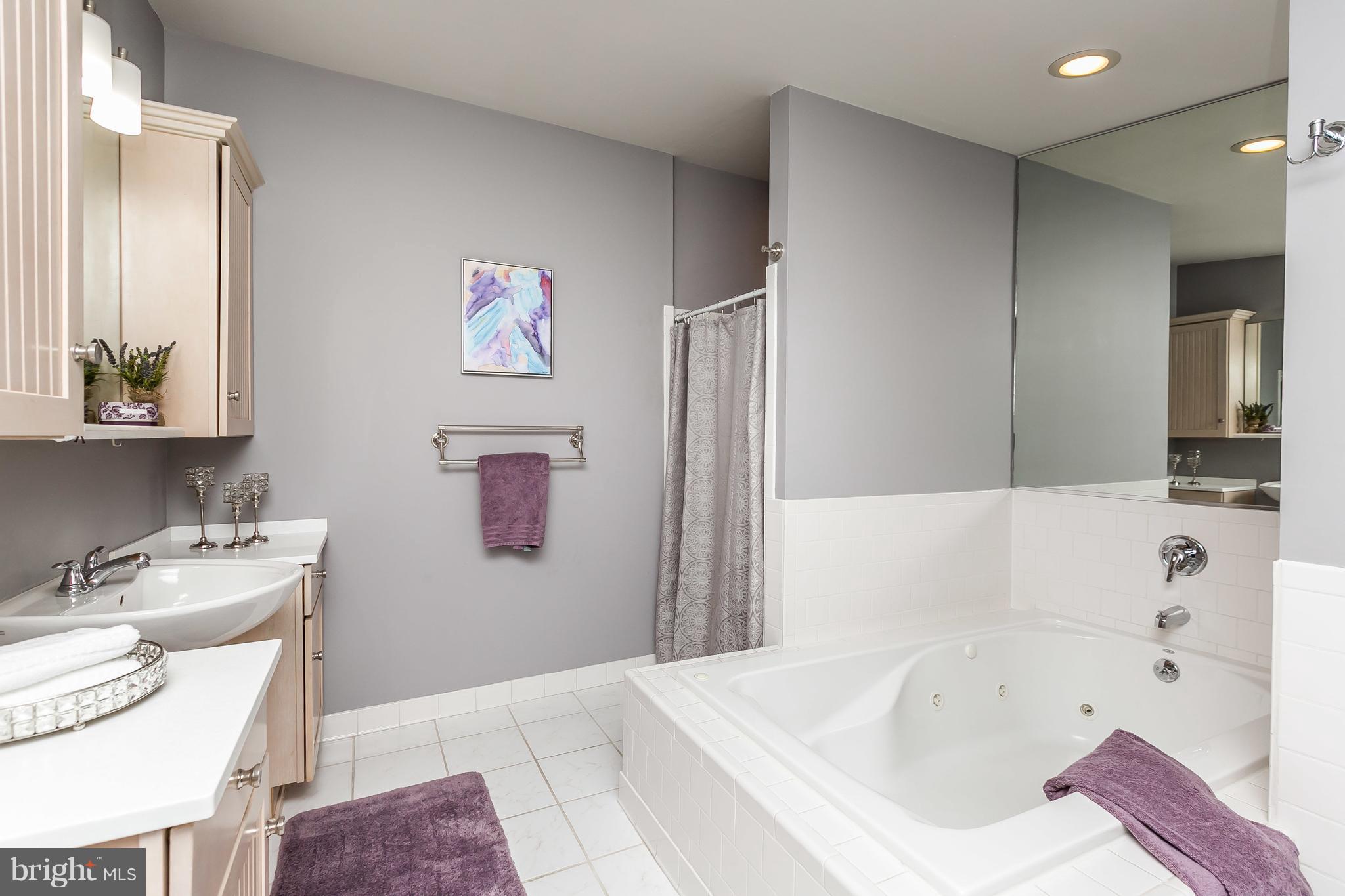 BUTCHER'S HILL - Residential