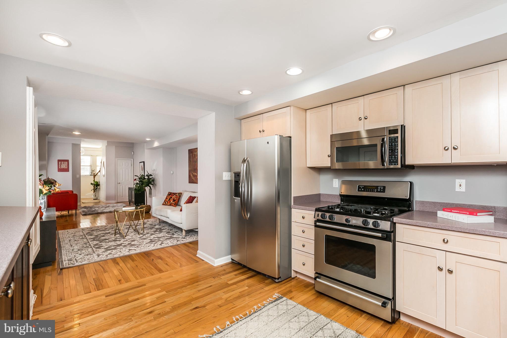 BUTCHER'S HILL - Residential