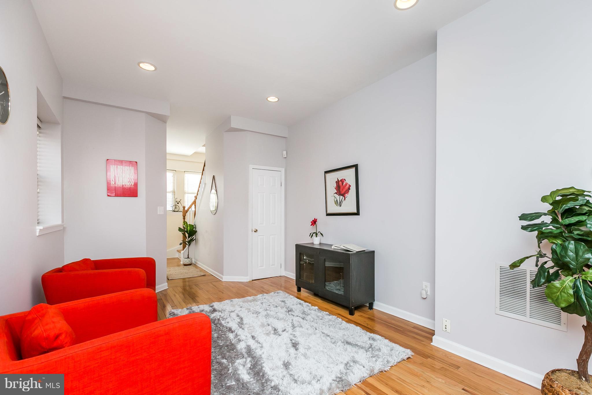 BUTCHER'S HILL - Residential