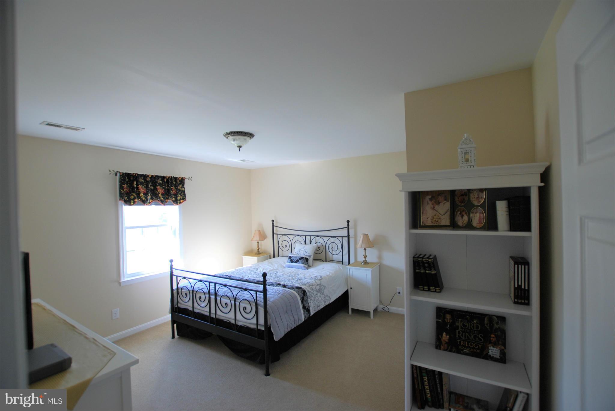 SMOKETREE - Residential