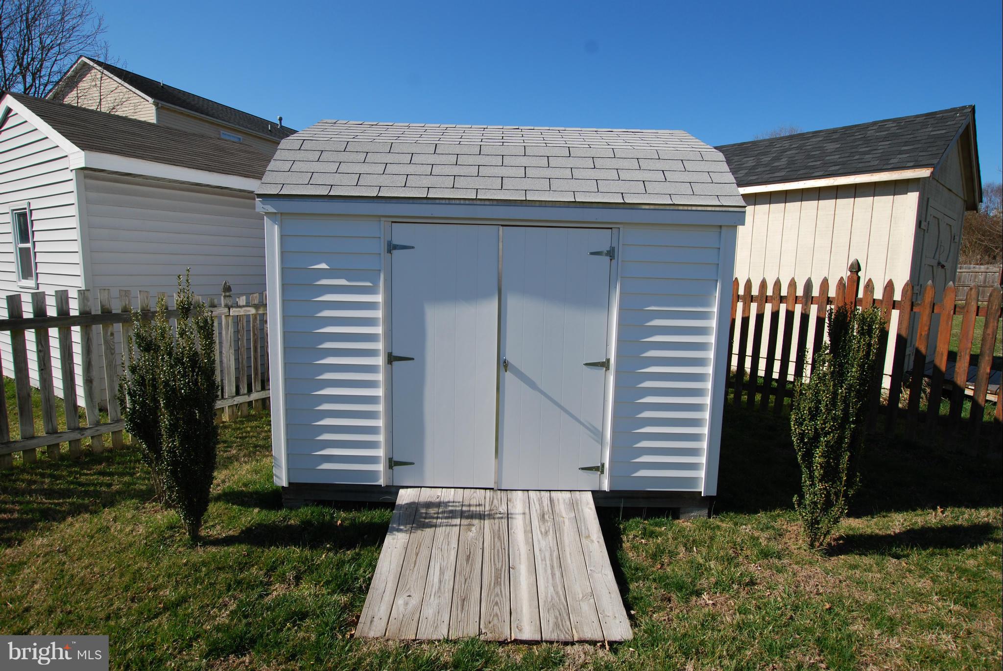 SMOKETREE - Residential