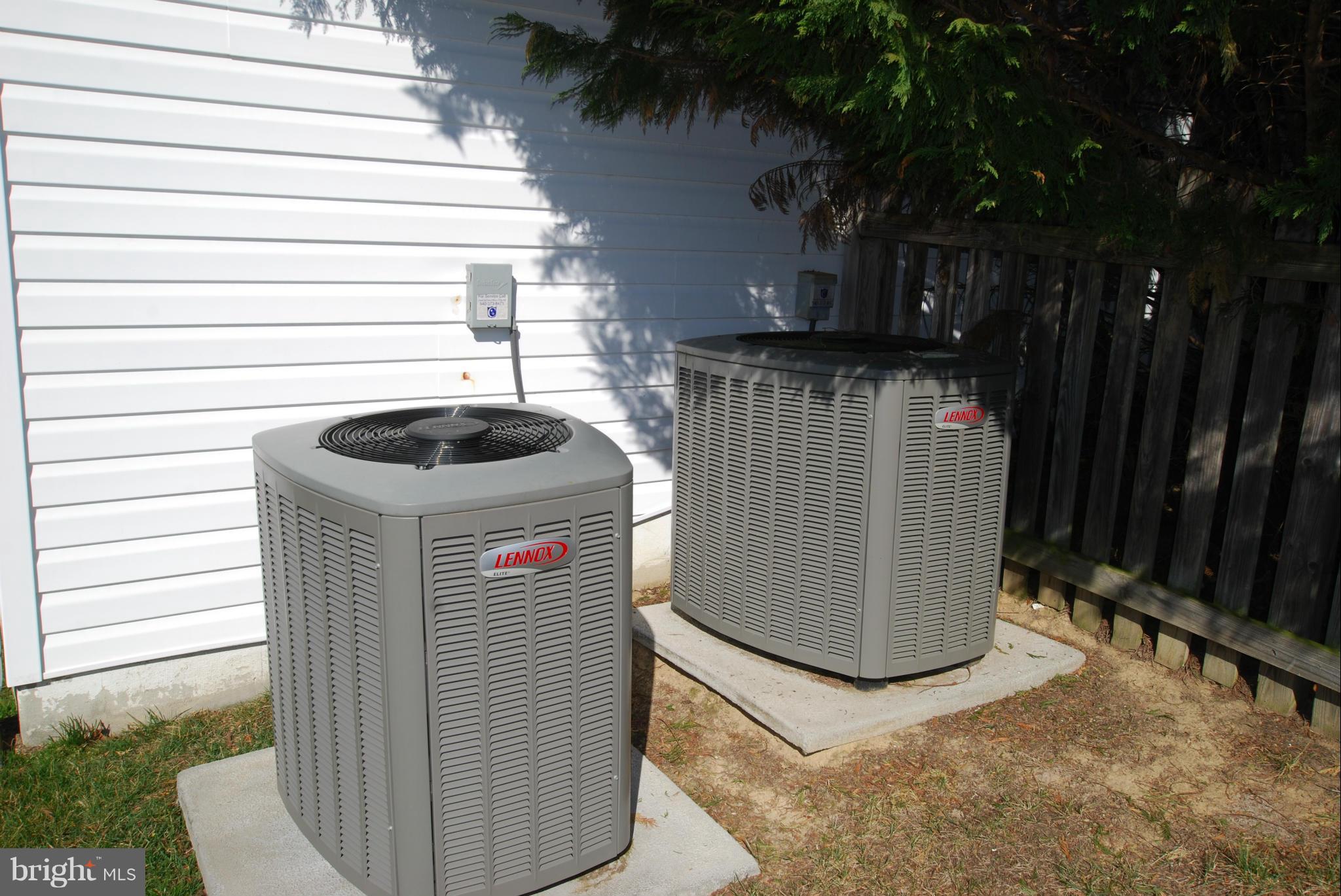 SMOKETREE - Residential