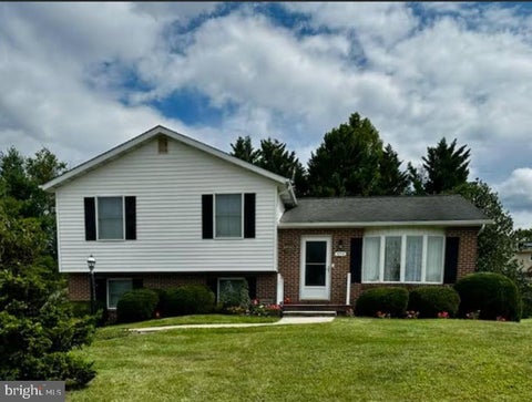 Homes For Sale - 375 Sunshine Way<br/> WESTMINSTER, MD 21157