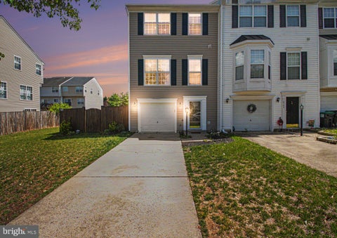 Townhouse For Sale - 6182 Newton Lane Lane<br/> BEALETON, VA 22712