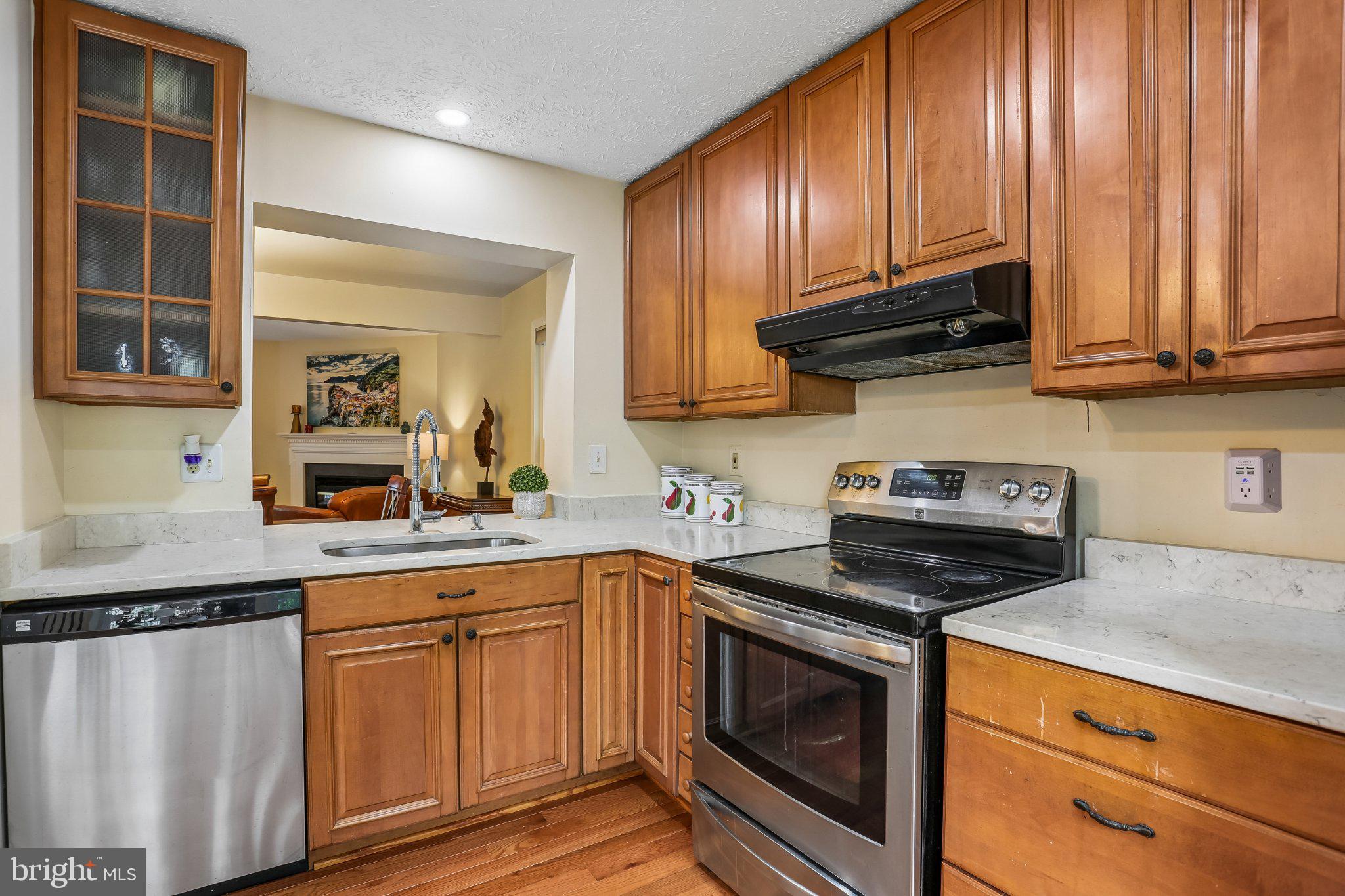 17914 COTTONWOOD TERRACE