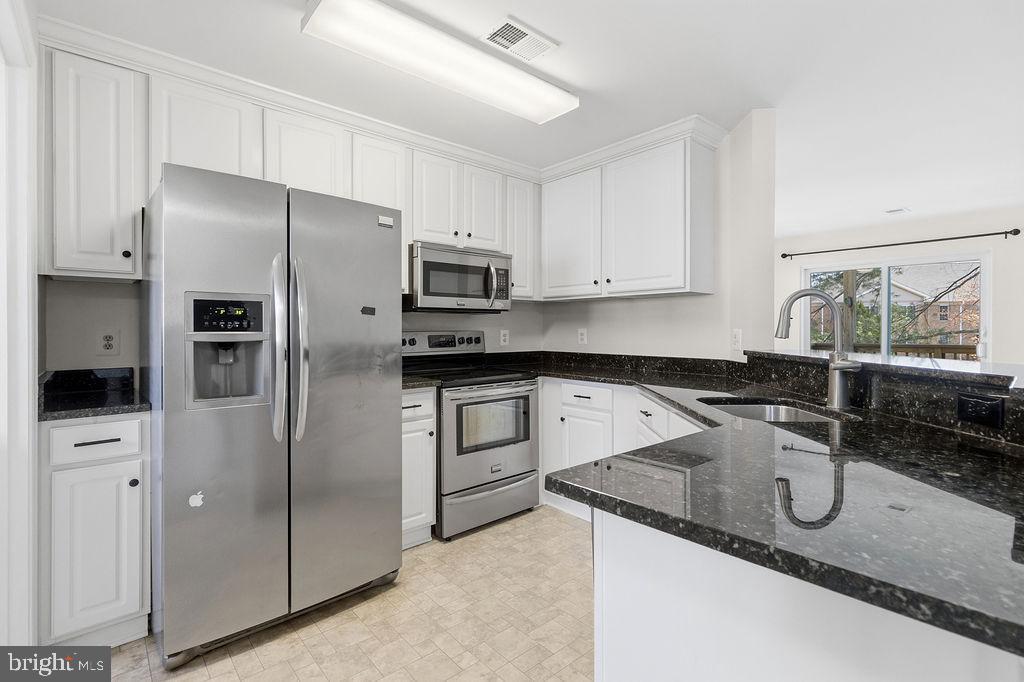 CEDARS OF WARRENTON - Residential