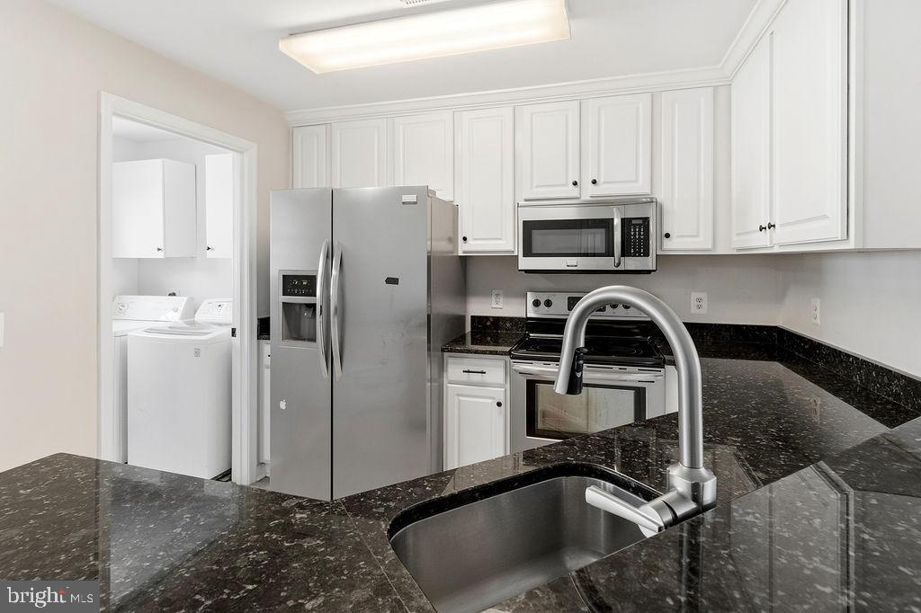 CEDARS OF WARRENTON - Residential