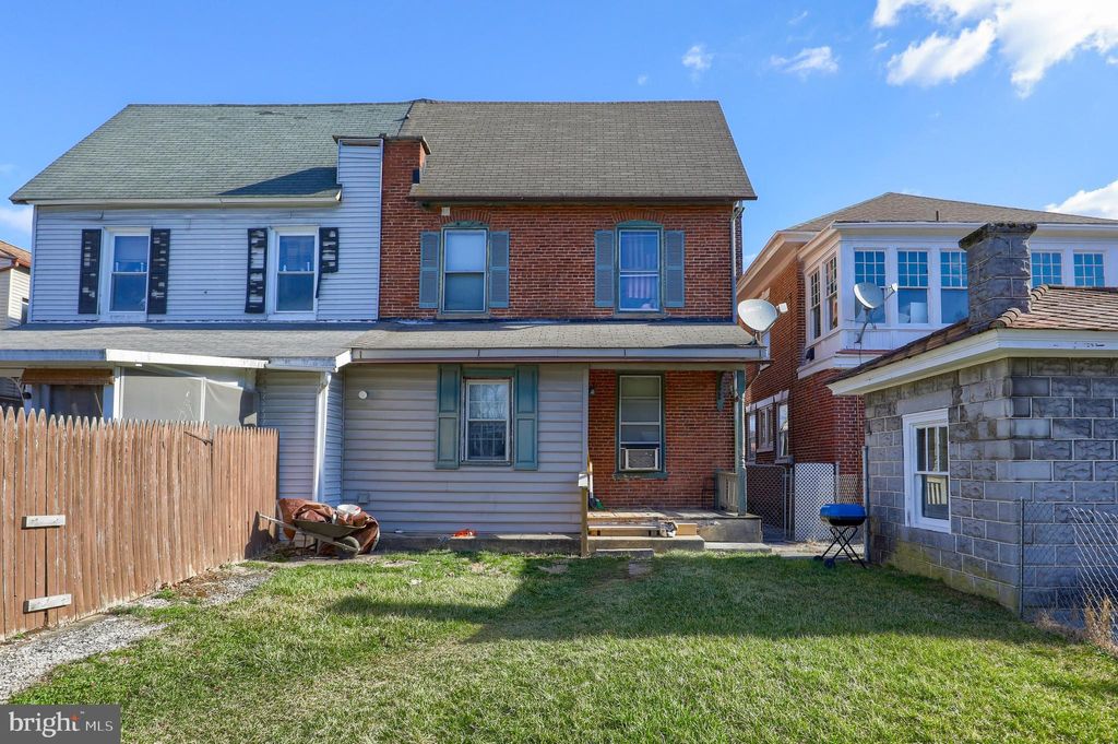 Photo of 26 MAIN ST, DENVER, PA 17517 (MLS # PALA2031254)