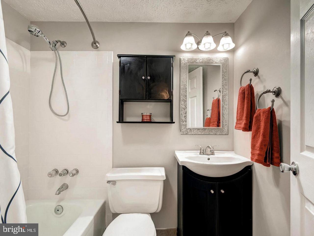 BRIGHT OAKS - Residential