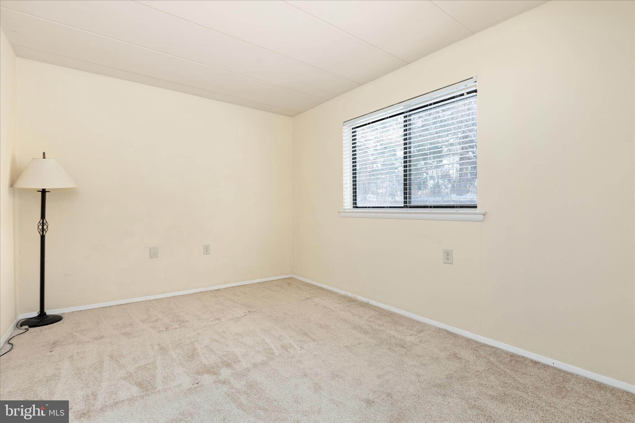 COUNTRY CLUB GREEN - Residential