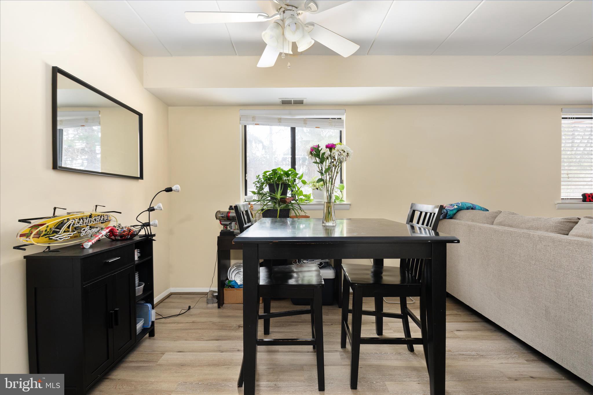 COUNTRY CLUB GREEN - Residential