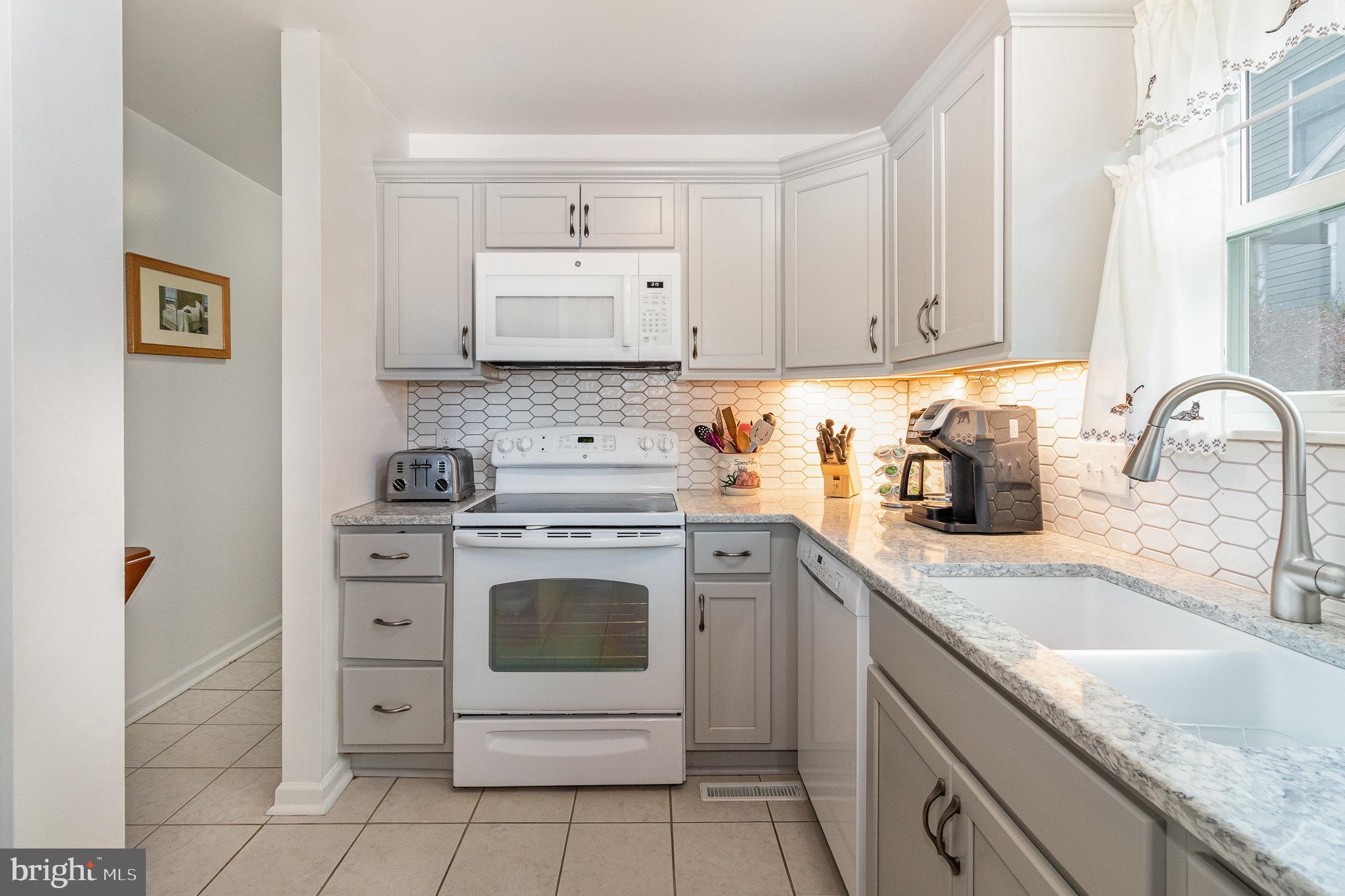 NORTHWOODS CROSSING - Residential