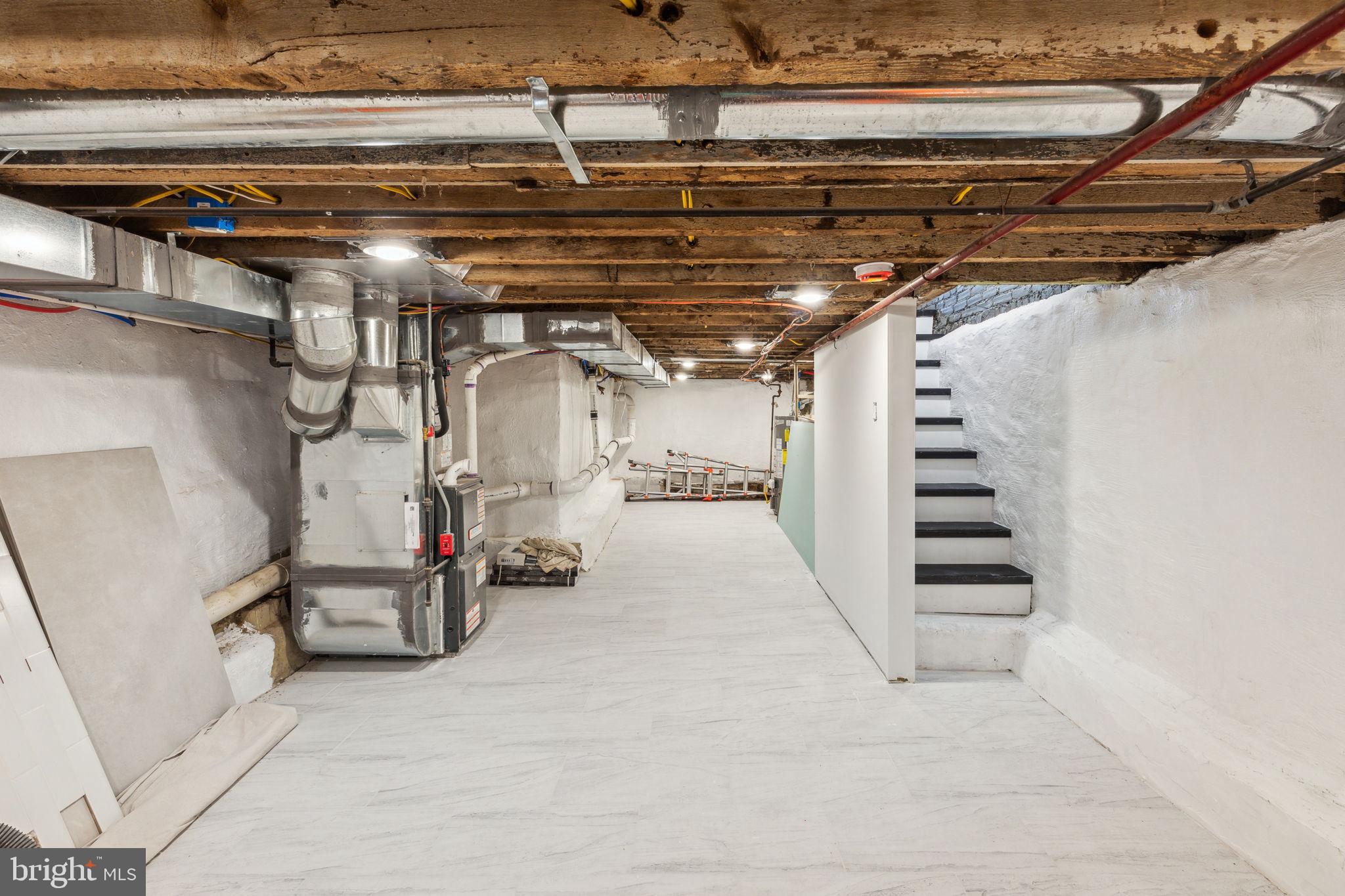 POINT BREEZE - Residential