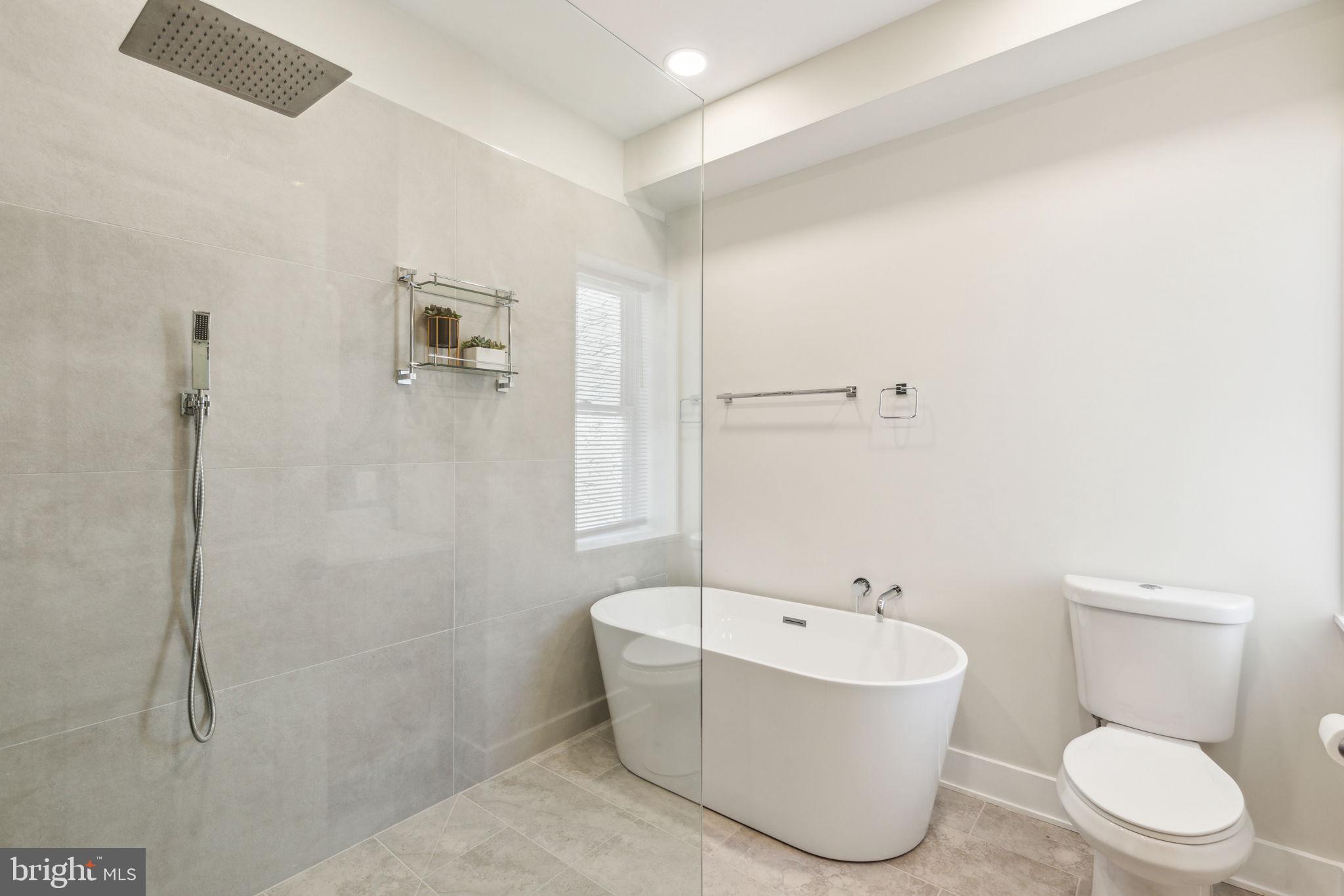 POINT BREEZE - Residential