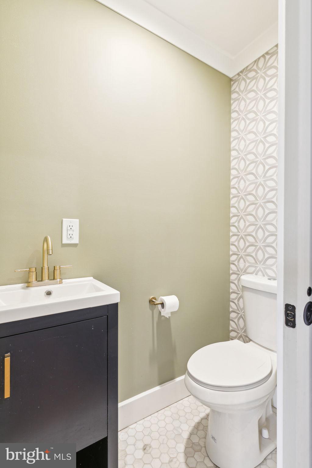 POINT BREEZE - Residential