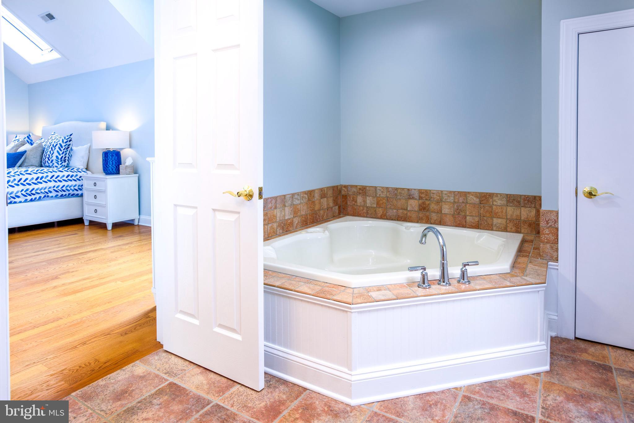 CAMBRIDGE - Residential