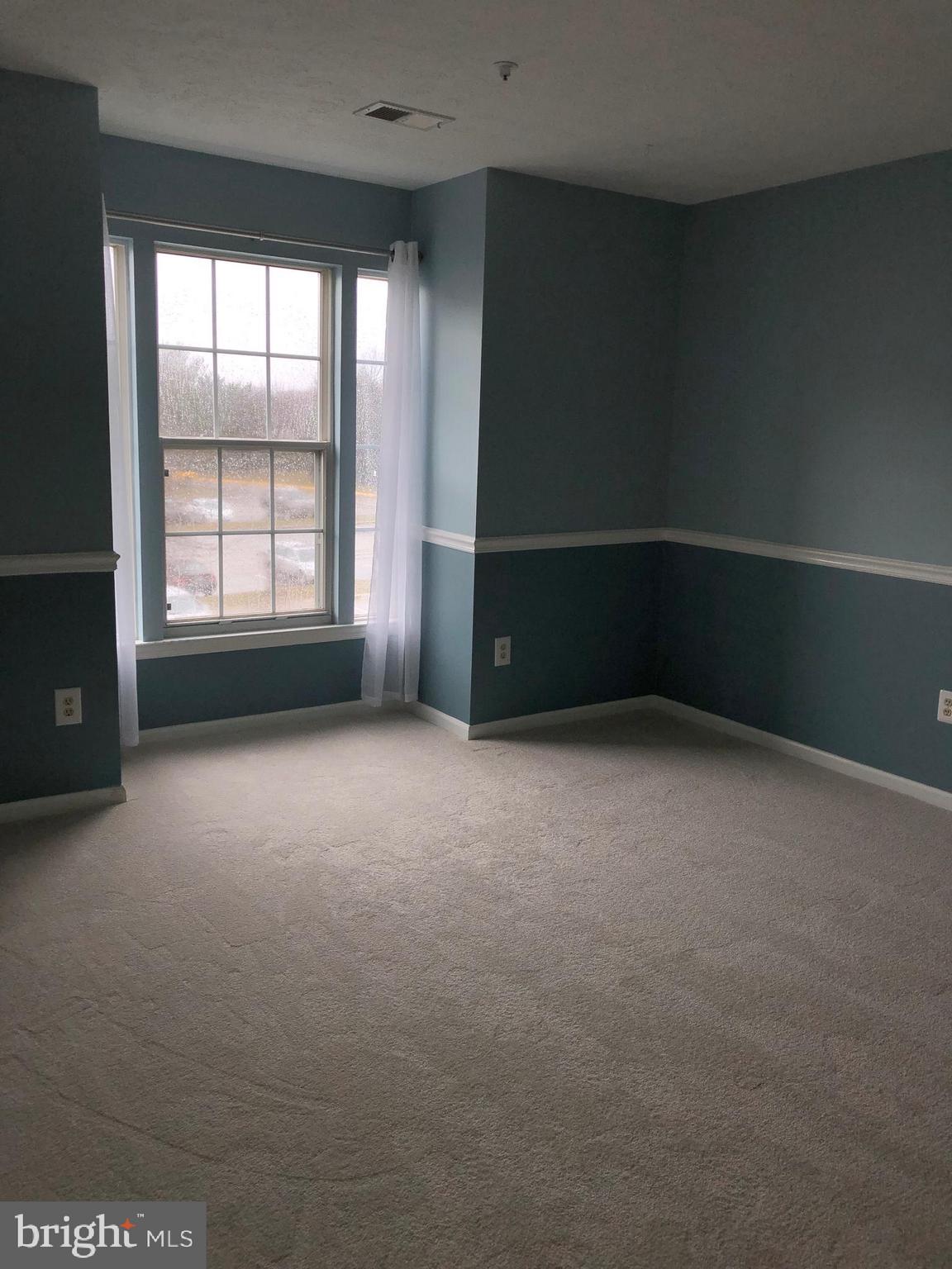 DEEP CREEK COMMONS - Residential