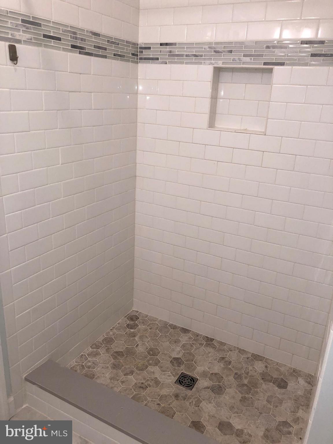 DEEP CREEK COMMONS - Residential