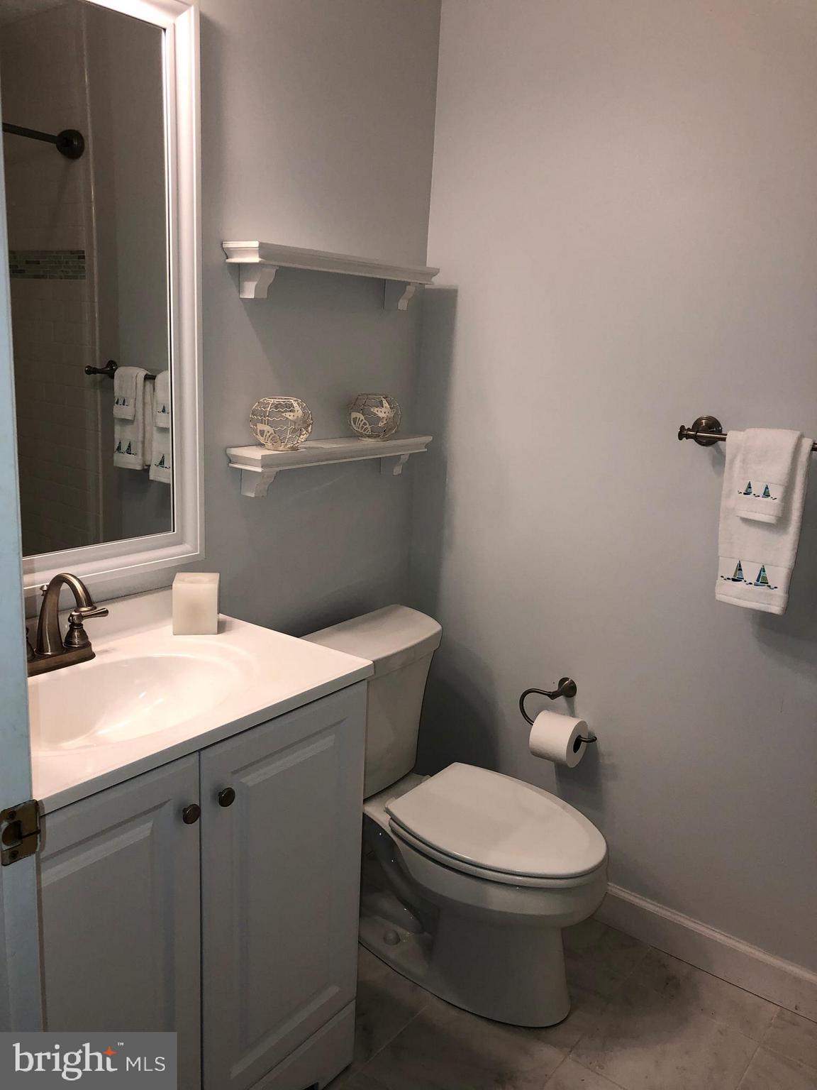 DEEP CREEK COMMONS - Residential