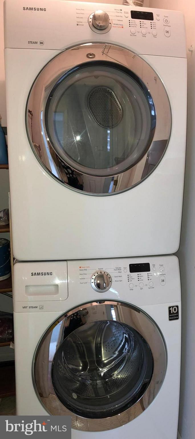 DEEP CREEK COMMONS - Residential