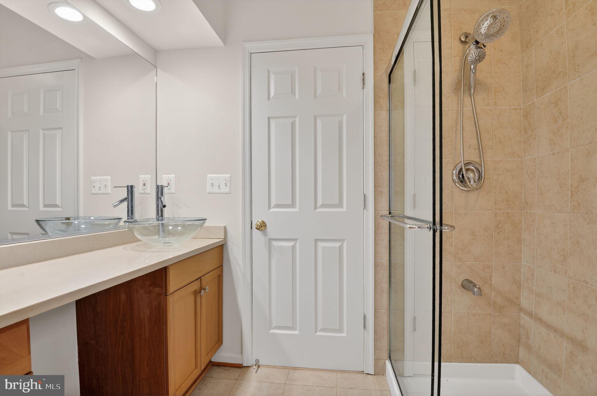 GAMBRILL OAKS - Residential