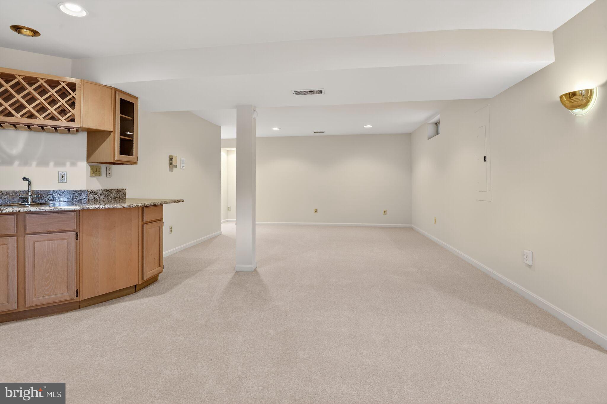 GAMBRILL OAKS - Residential