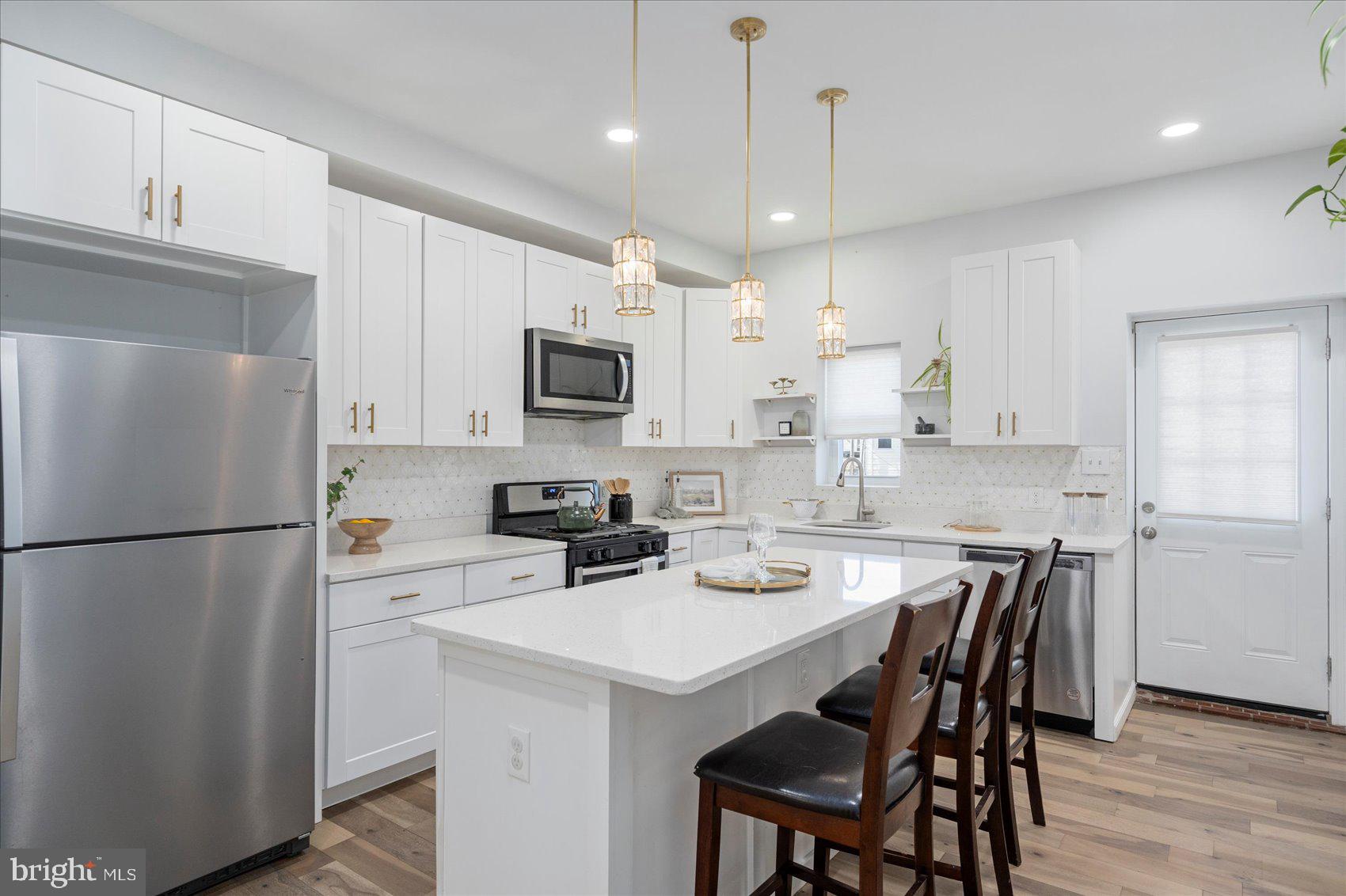 HIGHLANDTOWN - Residential