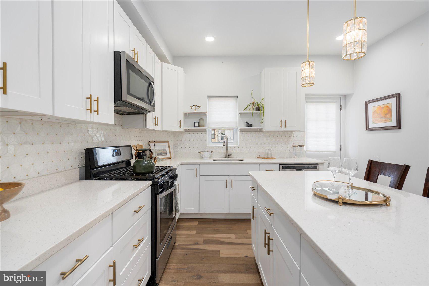 HIGHLANDTOWN - Residential