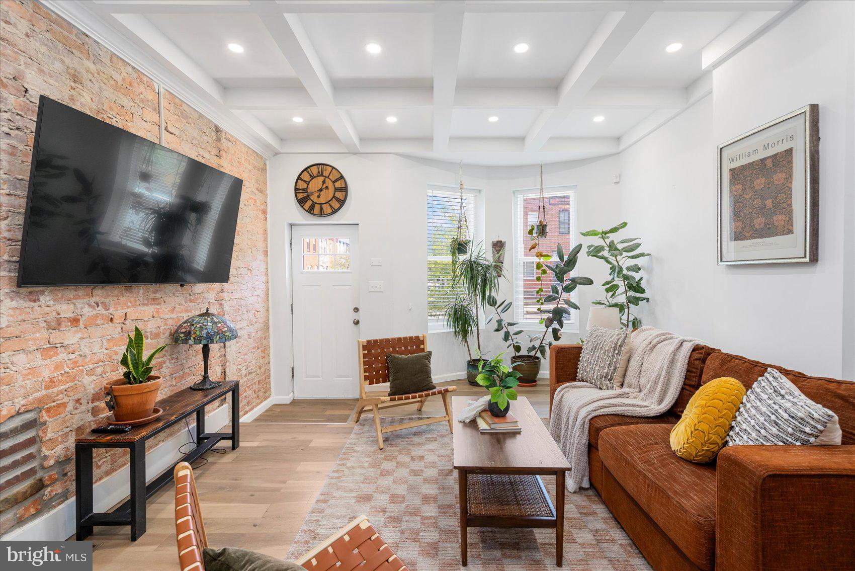 HIGHLANDTOWN - Residential