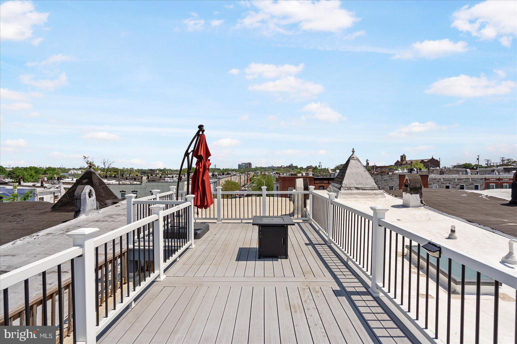 HIGHLANDTOWN - Residential