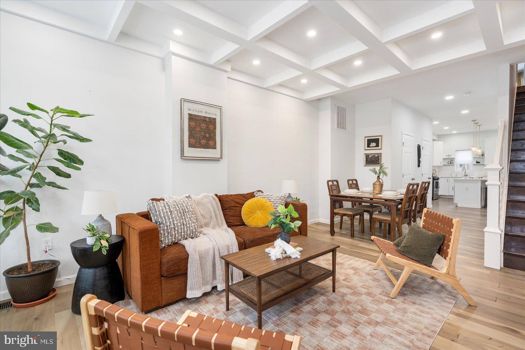 HIGHLANDTOWN - Residential